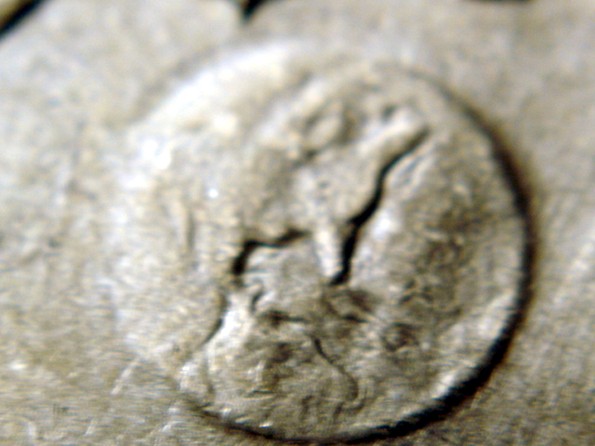 1972-P-Eisenhower-Dollar--Is-This-The-Scarcer-Variety-II-?